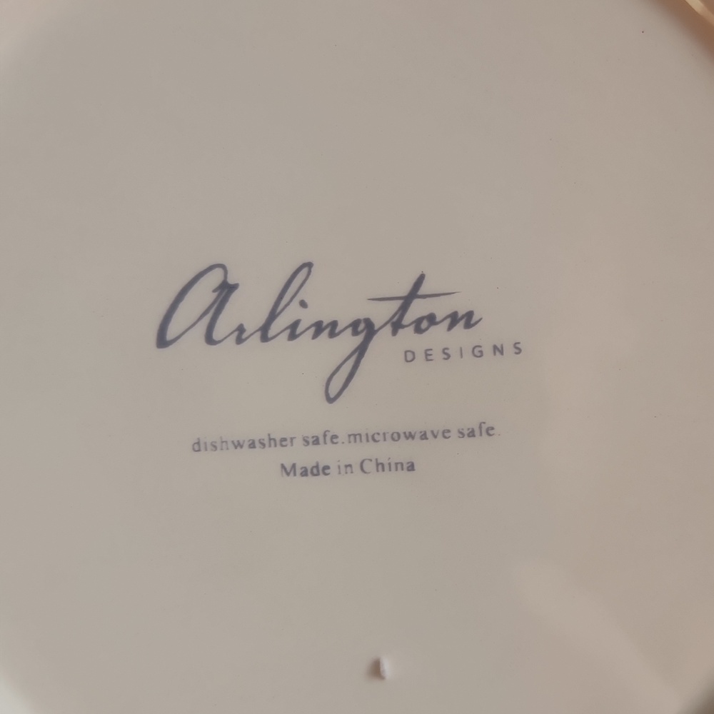 Camembert Des Paturages 6 1/2" Plate By Arlington Designs - Picture 5 of 5